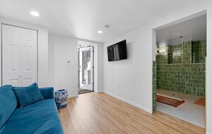 Victorian Sanctuary with Sauna & Speakeasy - Monrovia, California