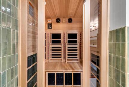 Victorian Sanctuary with Sauna & Speakeasy - Monrovia, California