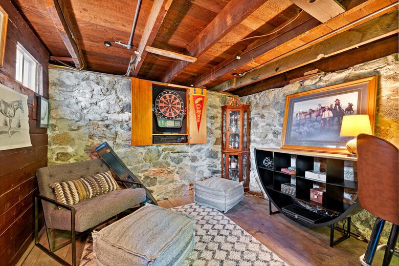 Victorian Sanctuary with Sauna & Speakeasy - Monrovia, California