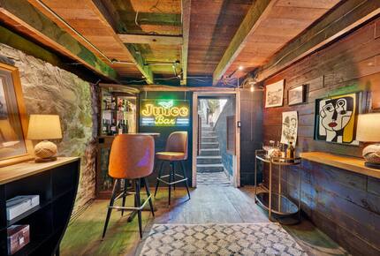 Victorian Sanctuary with Sauna & Speakeasy - Monrovia, California