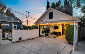 Victorian Sanctuary with Sauna & Speakeasy - Monrovia, California