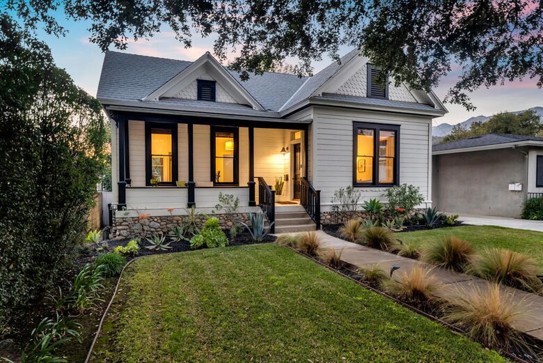 Victorian Sanctuary with Sauna & Speakeasy - Monrovia, California