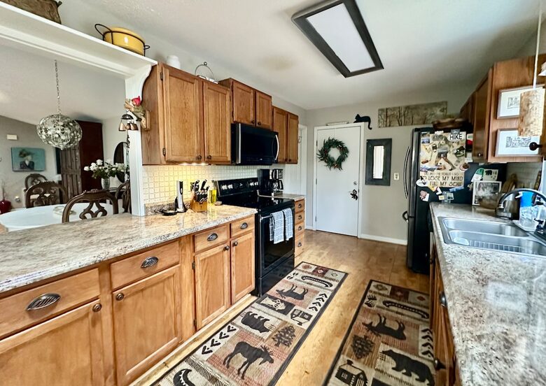 Wooded North Carolina Retreat with Creekside Trail - Brevard, North Carolina