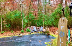 Wooded North Carolina Retreat with Creekside Trail - Brevard, North Carolina