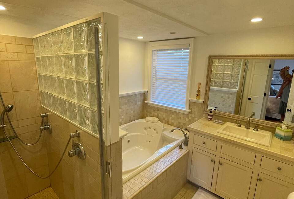 Eastport Coastal Escape - Eastport, Maine