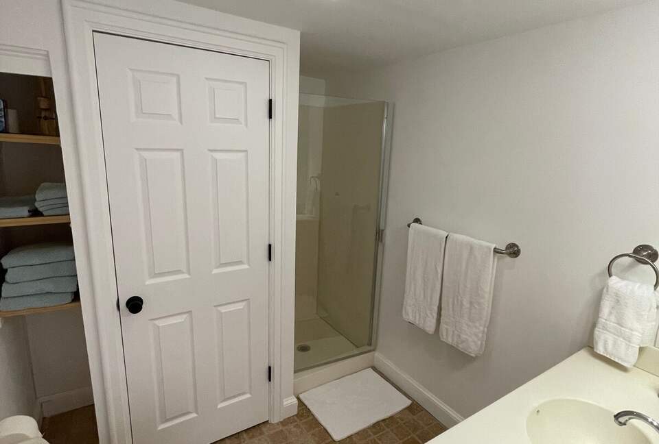 Eastport Coastal Escape - Eastport, Maine