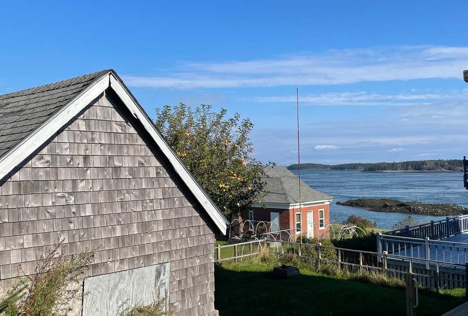Eastport Coastal Escape - Eastport, Maine