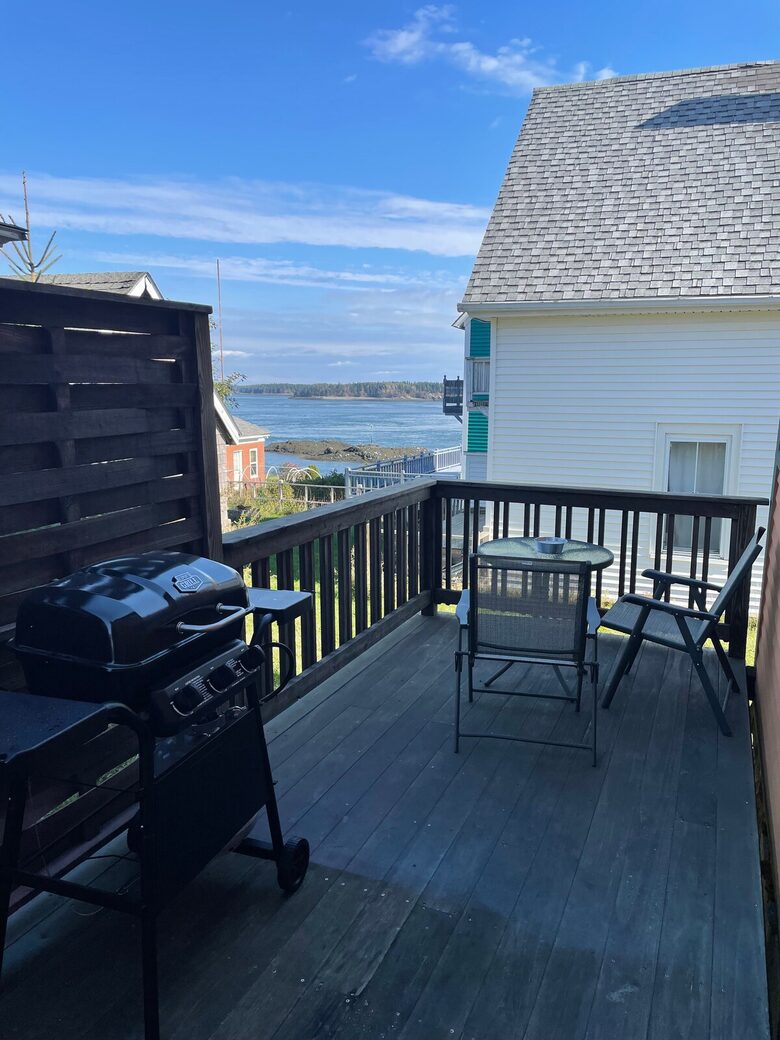 Eastport Coastal Escape - Eastport, Maine