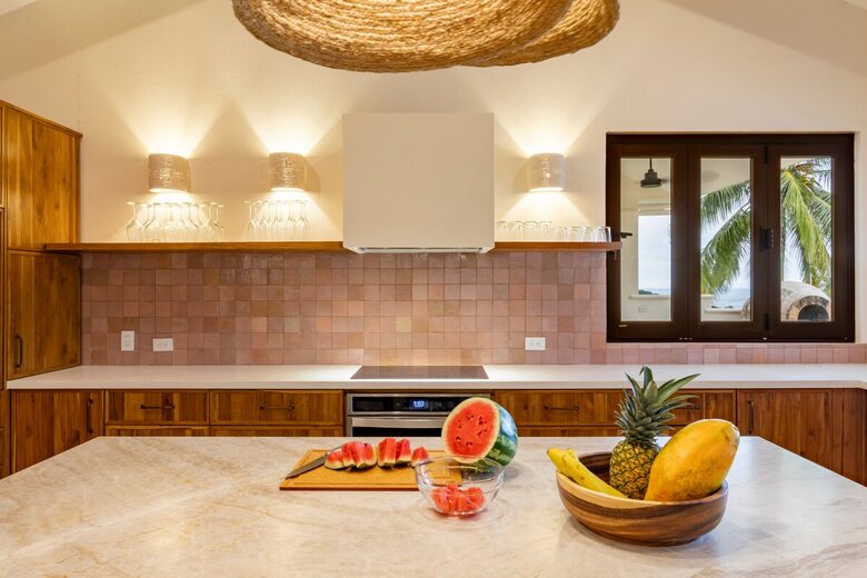 Pura Vida Hilltop Sanctuary - Garza, Costa Rica