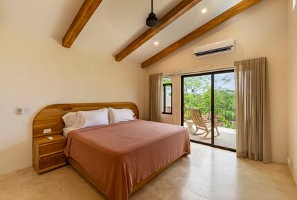 Pura Vida Hilltop Sanctuary - Garza, Costa Rica