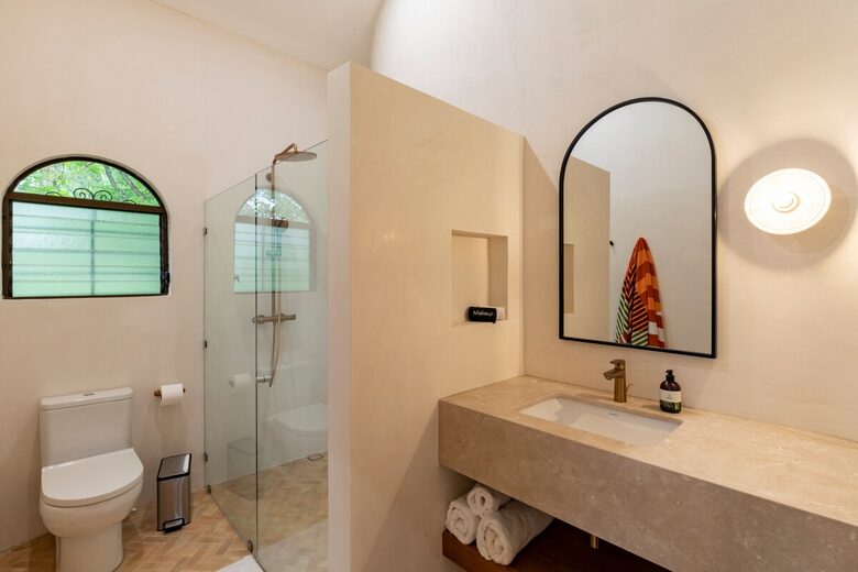 Pura Vida Hilltop Sanctuary - Garza, Costa Rica