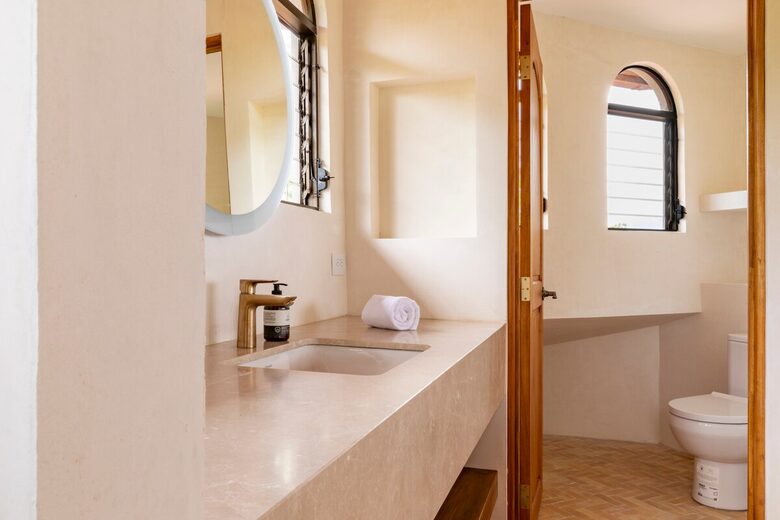 Pura Vida Hilltop Sanctuary - Garza, Costa Rica