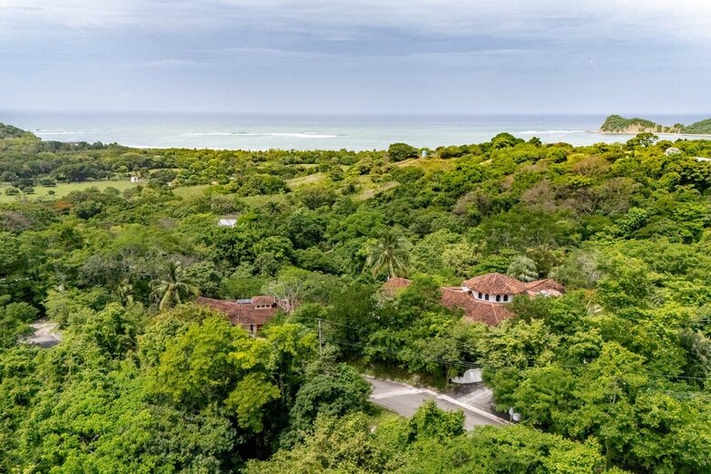 Pura Vida Hilltop Sanctuary - Garza, Costa Rica