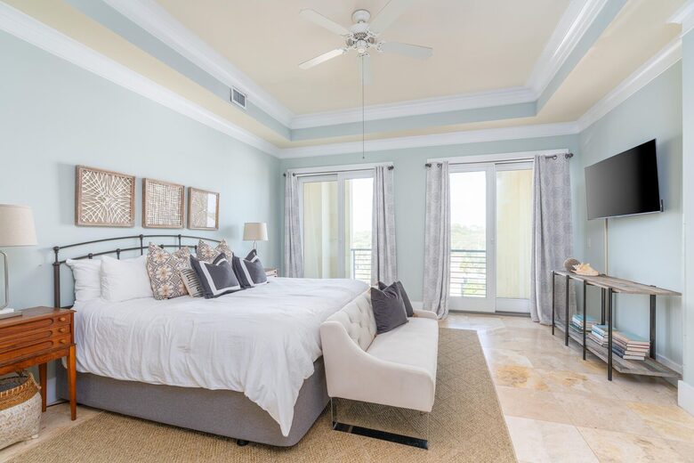 Folly Beach Oceanfront Paradise - Close to Charleston - Folly Beach, South Carolina