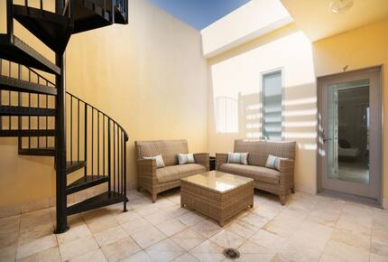 Folly Beach Oceanfront Paradise - Close to Charleston - Folly Beach, South Carolina