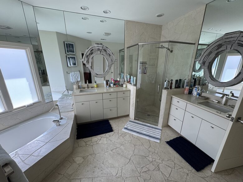 Waterfront Luxury on Lake LBJ | Dock, Outdoor Kitchen & Sunset Views - Horseshoe Bay, Texas