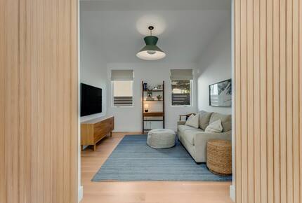 Bright Coastal Getaway Near the Ocean - Manzanita, Oregon