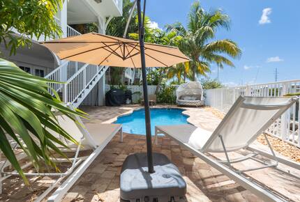 Coastal Keys Getaway with Balconies & Gulffront Living - Marathon, Florida