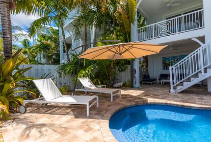 Coastal Keys Getaway with Balconies & Gulffront Living - Marathon, Florida