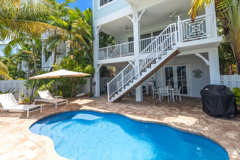 Coastal Keys Getaway with Balconies & Gulffront Living - Marathon, Florida