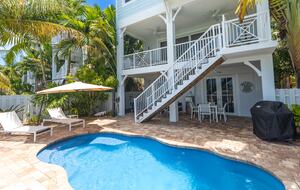 Coastal Keys Getaway with Balconies & Gulffront Living - Marathon, Florida