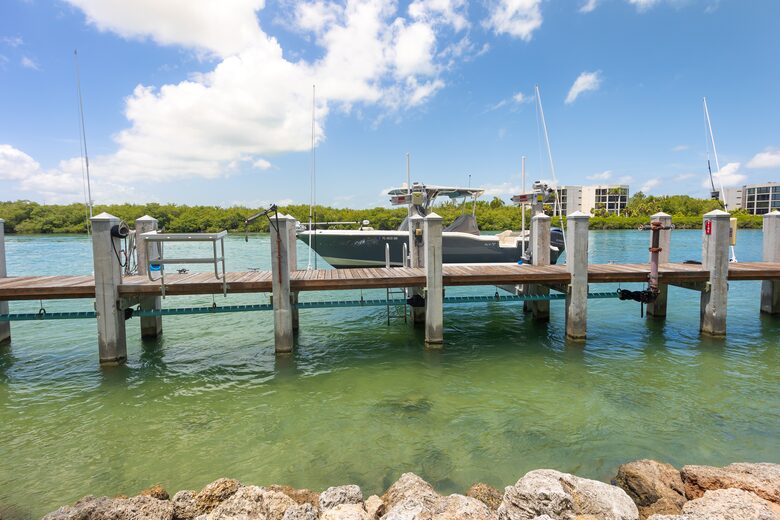 Coastal Keys Getaway with Balconies & Gulffront Living - Marathon, Florida