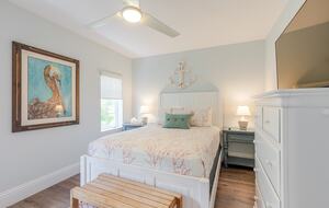 Coastal Keys Getaway with Balconies & Gulffront Living - Marathon, Florida