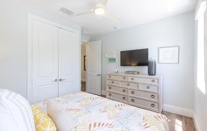 Coastal Keys Getaway with Balconies & Gulffront Living - Marathon, Florida