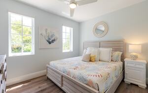 Coastal Keys Getaway with Balconies & Gulffront Living - Marathon, Florida