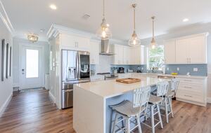 Coastal Keys Getaway with Balconies & Gulffront Living - Marathon, Florida