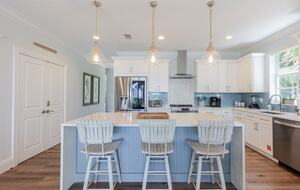 Coastal Keys Getaway with Balconies & Gulffront Living - Marathon, Florida