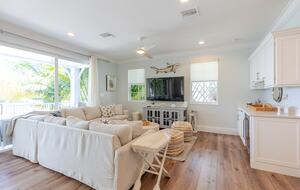 Coastal Keys Getaway with Balconies & Gulffront Living - Marathon, Florida