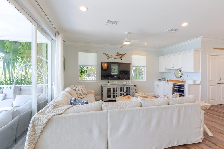 Coastal Keys Getaway with Balconies & Gulffront Living - Marathon, Florida