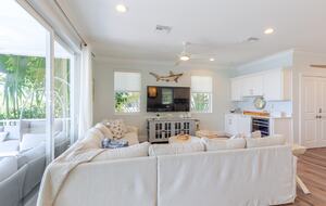 Coastal Keys Getaway with Balconies & Gulffront Living - Marathon, Florida