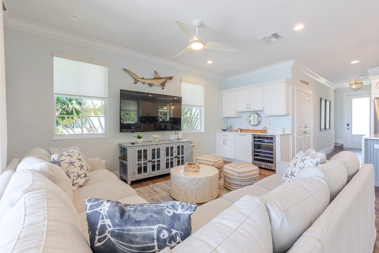 Coastal Keys Getaway with Balconies & Gulffront Living - Marathon, Florida