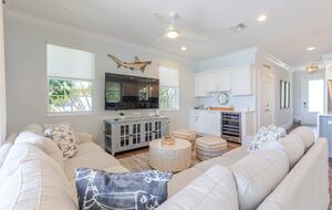 Coastal Keys Getaway with Balconies & Gulffront Living - Marathon, Florida