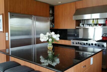 Coastal Haven Steps from the Beach with Viking Kitchen and Deck - Kismet, New York