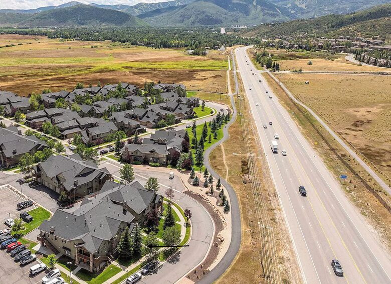 Park City Gateway | Modern Home near Ski Slopes and Trails - Park City, Utah
