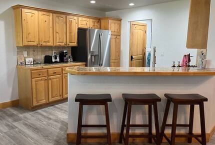 Park City Gateway | Modern Home near Ski Slopes and Trails - Park City, Utah