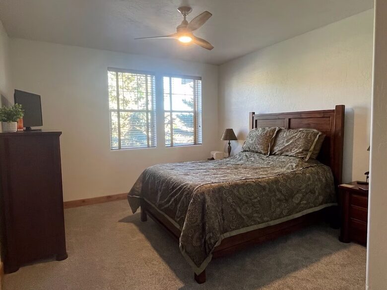 Park City Gateway | Modern Home near Ski Slopes and Trails - Park City, Utah