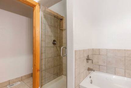 Park City Gateway | Modern Home near Ski Slopes and Trails - Park City, Utah