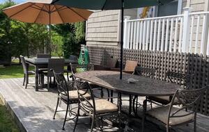 Coastal Haven Steps from the Beach with Viking Kitchen and Deck - Kismet, New York