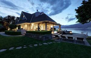 Gated Okanagan Waterfront Estate with Private Dock and Hot Tub - Summerland, Canada