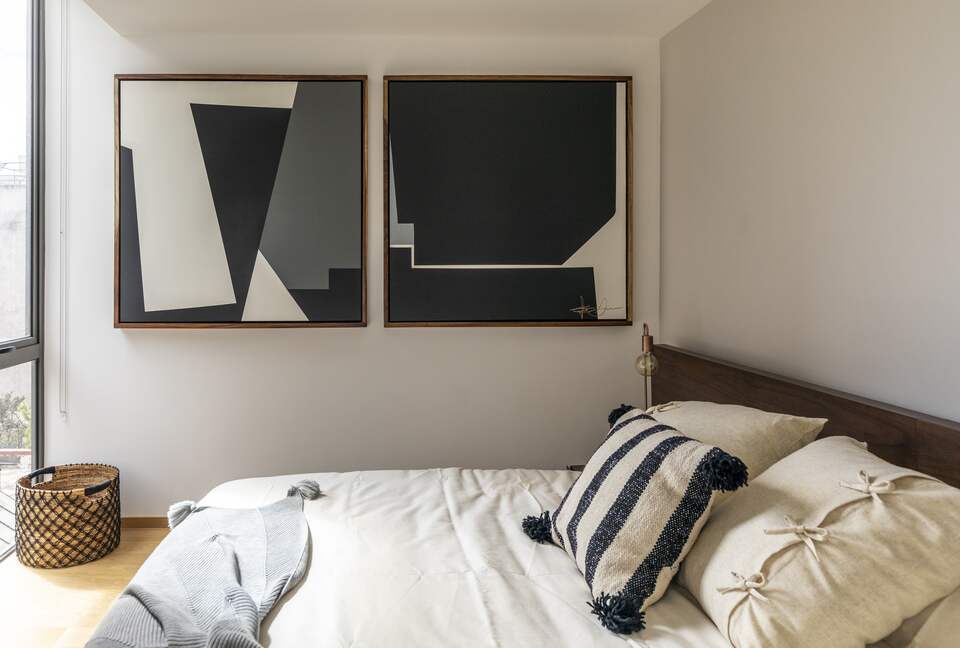 Stylish Urban Retreat Steps from Parque México - Mexico City, Mexico