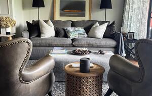 Chic Potts Point Apartment with Balcony and City Views - Sydney, Australia