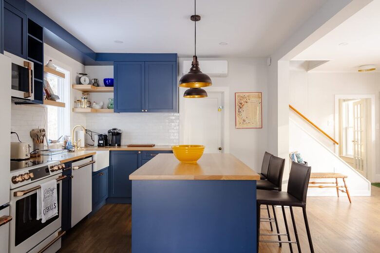 Modern Country Escape on a 117-Acre Farm - Livingston Manor, New York