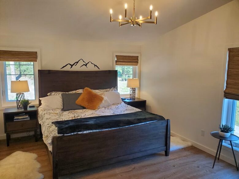 Upstairs master bed.