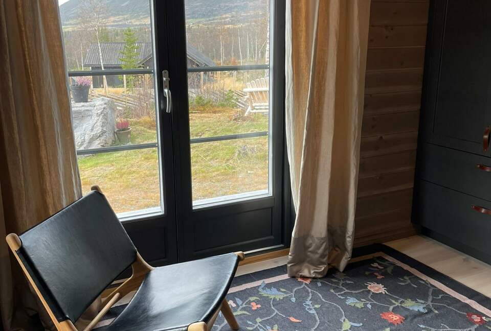 Scandinavian Elegance with Mountain & Lake Vistas - Hemsedal Municipality, Norway