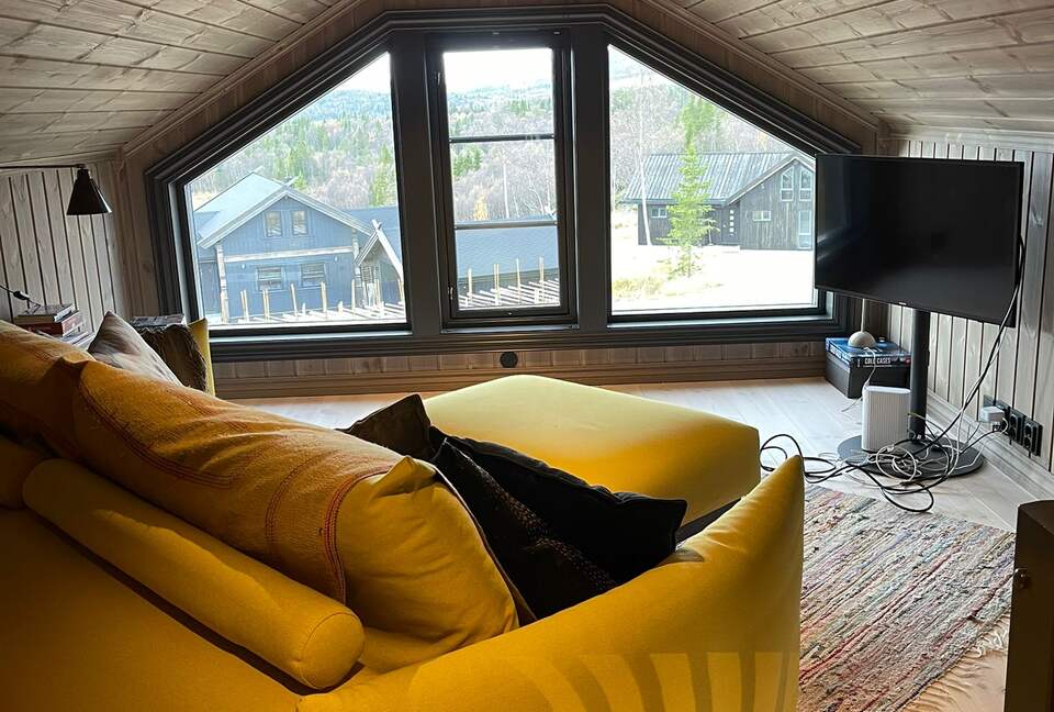 Scandinavian Elegance with Mountain & Lake Vistas - Hemsedal Municipality, Norway