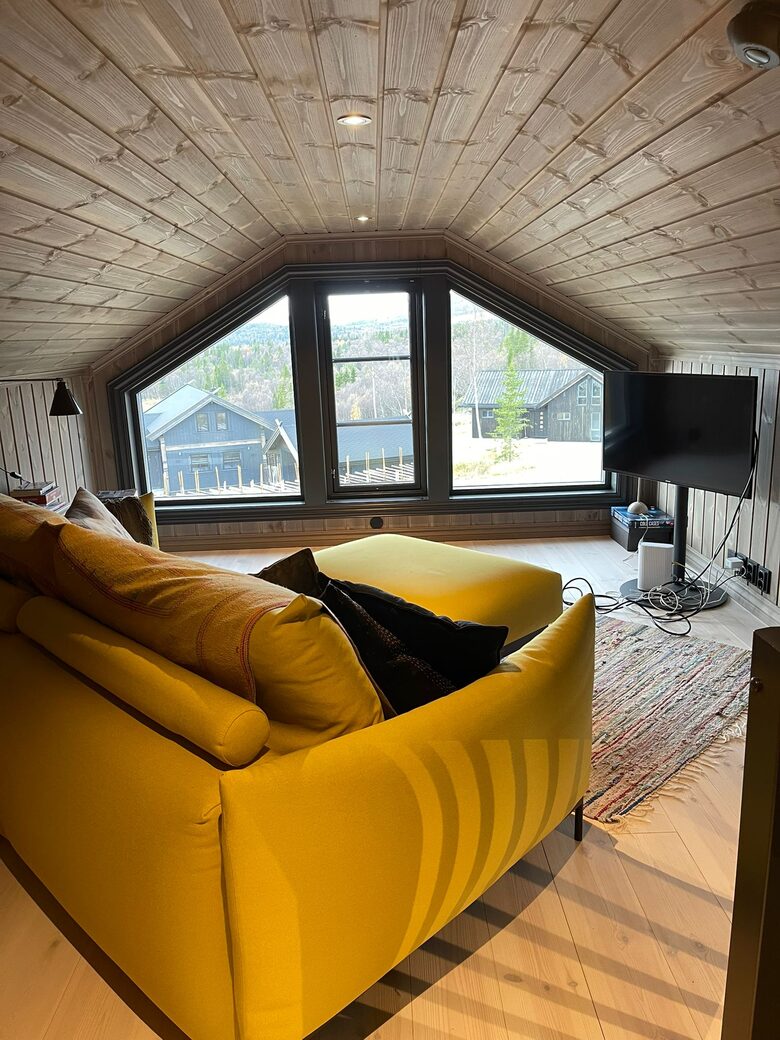 Scandinavian Elegance with Mountain & Lake Vistas - Hemsedal Municipality, Norway